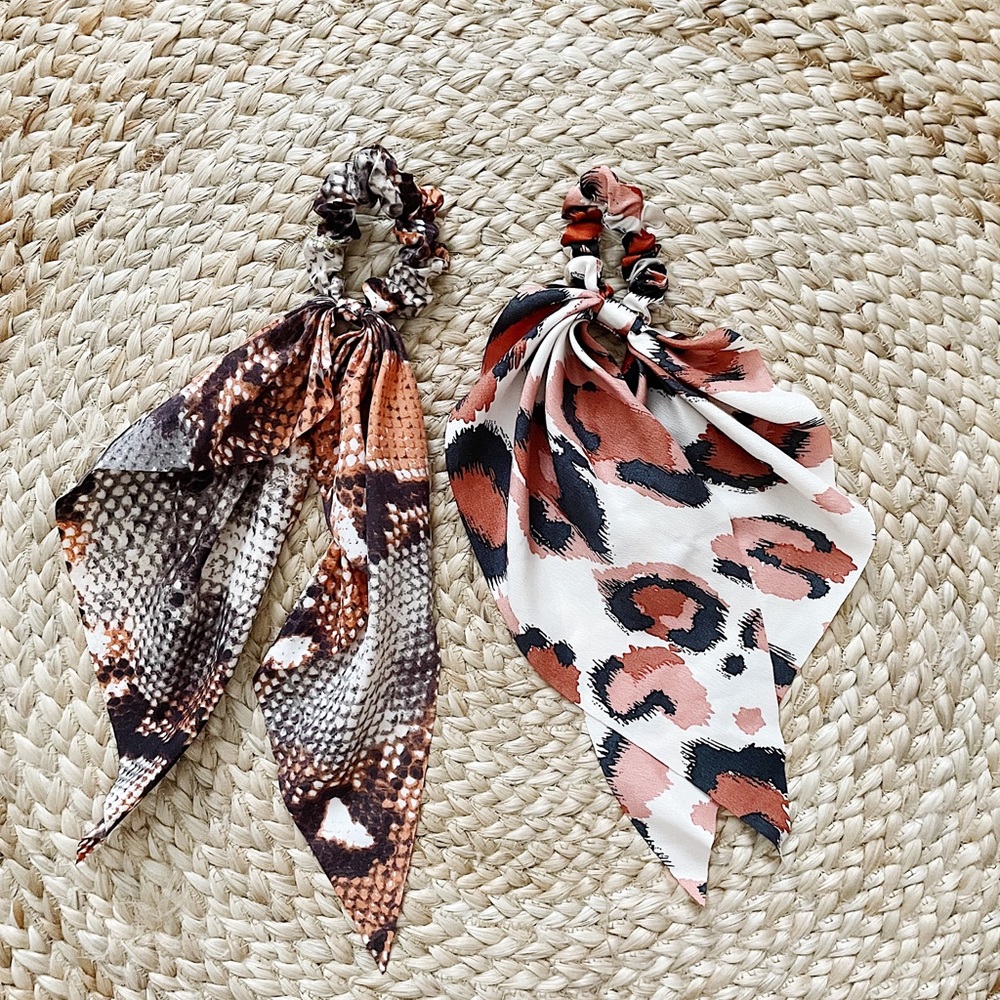 Set of 2 Scarf Scrunchies Animal Print